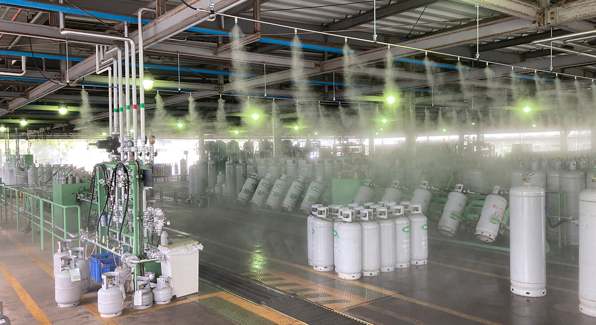 ミスト冷房『涼霧システム』